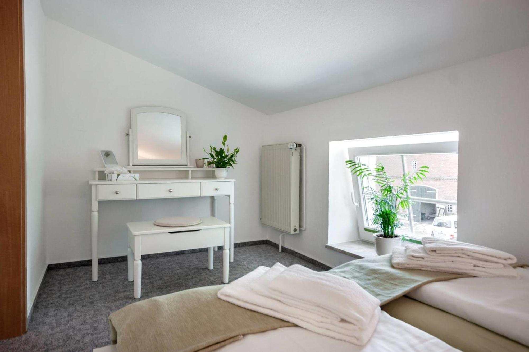 Knusthof - Wohnung 2 Albertsdorf Dış mekan fotoğraf