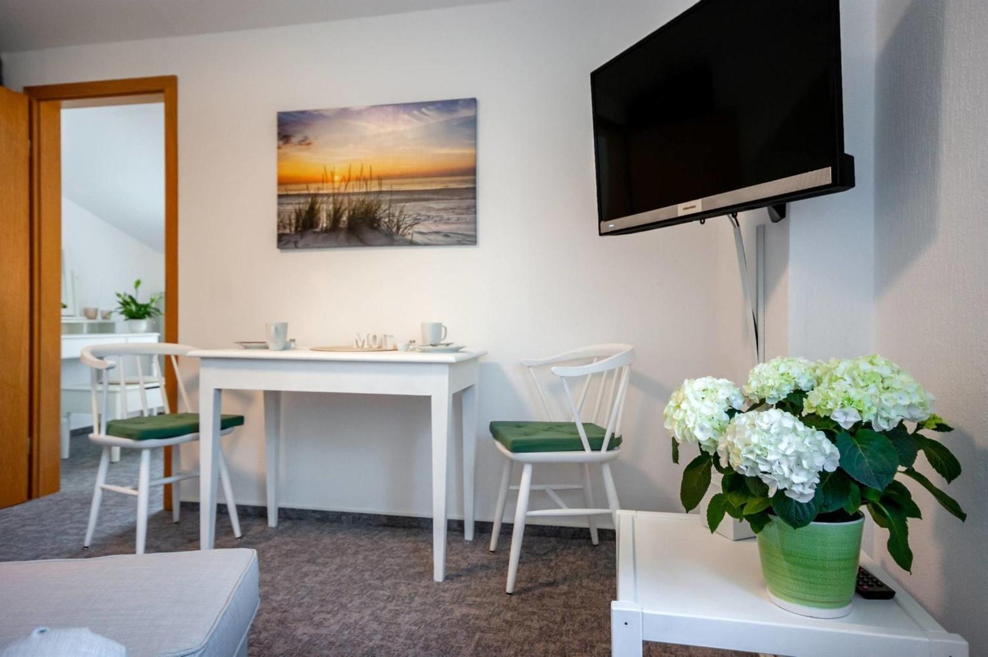 Knusthof - Wohnung 2 Albertsdorf Dış mekan fotoğraf